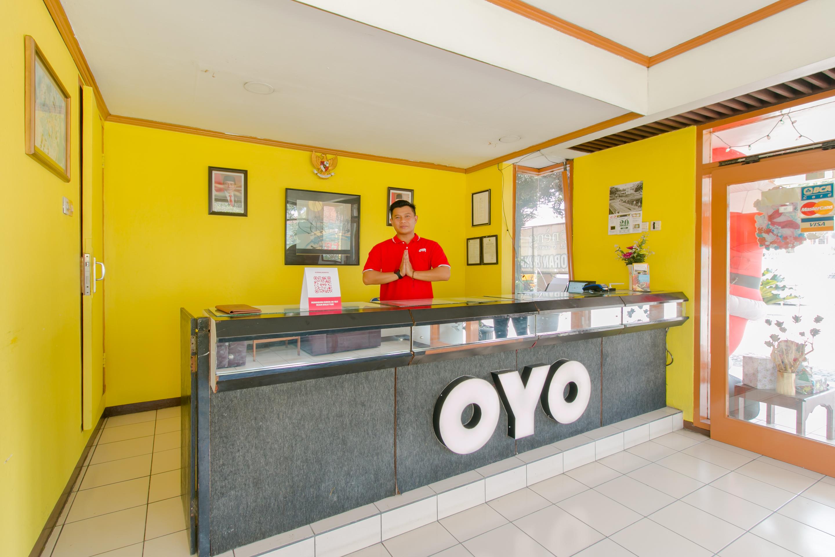 Oyo 1996 Koneng Hotel Cibodas Eksteriør billede