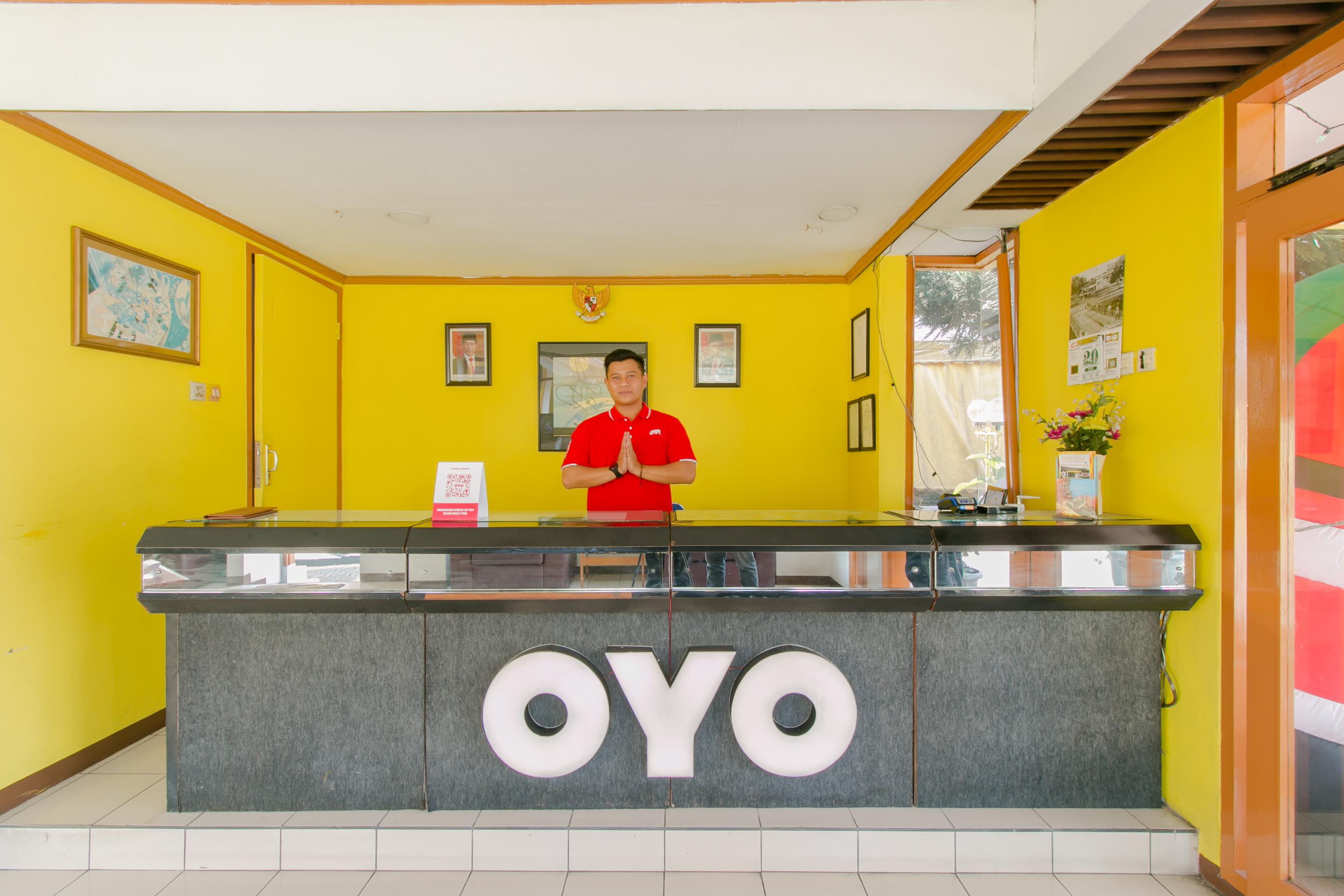 Oyo 1996 Koneng Hotel Cibodas Eksteriør billede