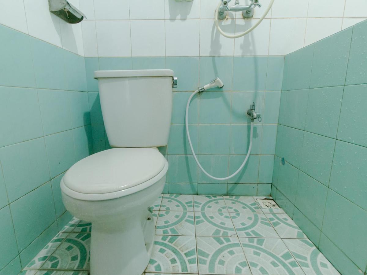 Oyo 1996 Koneng Hotel Cibodas Eksteriør billede